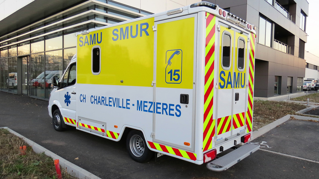 Mercedes 5T Baus France pour le SMUR de Charleville-Mézières - Baus France